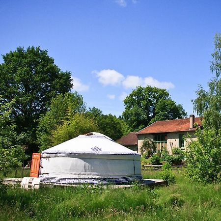 Yourtes de Vassivière Peyrat-le-Château Extérieur photo